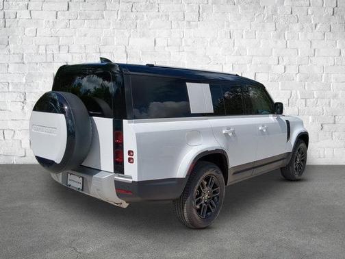 2025 Land Rover Defender 130 P300 S