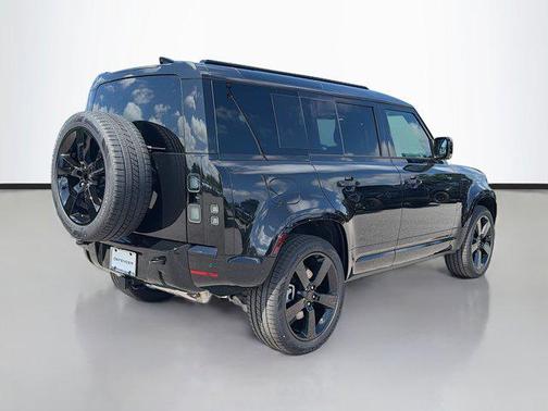 Santorini Black 2026 Land Rover Defender P400 X-Dynamic SE