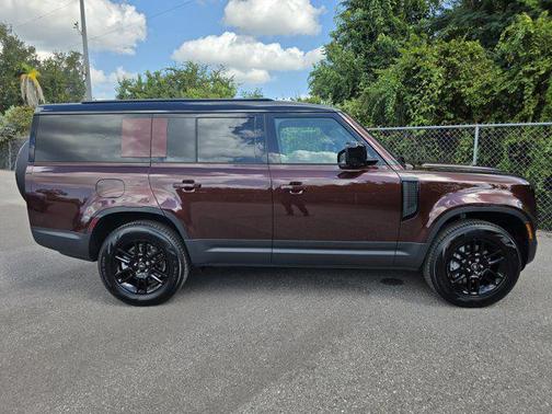 2025 Land Rover Defender 130 P300 S