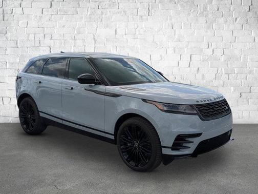 2026 Land Rover Range Rover Velar P250 SE R-Dynamic