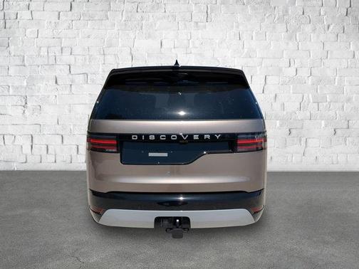 2025 Land Rover Discovery P360 Metropolitan Edition