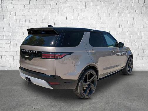 2025 Land Rover Discovery P360 Metropolitan Edition