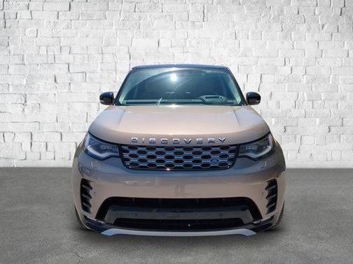 2025 Land Rover Discovery P360 Metropolitan Edition