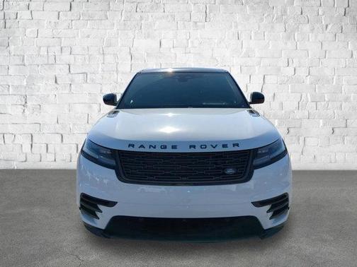 2026 Land Rover Range Rover Velar P250 SE R-Dynamic