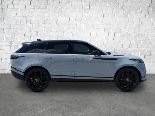 2026 Land Rover Range Rover Velar P250 SE R-Dynamic