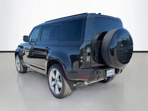 2026 Land Rover Defender P400 X-Dynamic SE