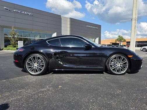 2025 Porsche 718 Cayman Base