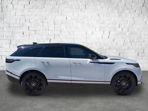 2026 Land Rover Range Rover Velar P250 SE R-Dynamic