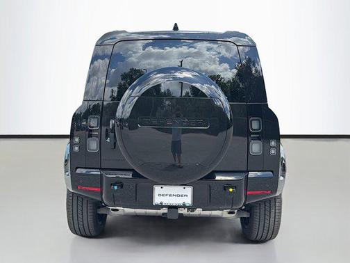 Santorini Black 2026 Land Rover Defender P400 X