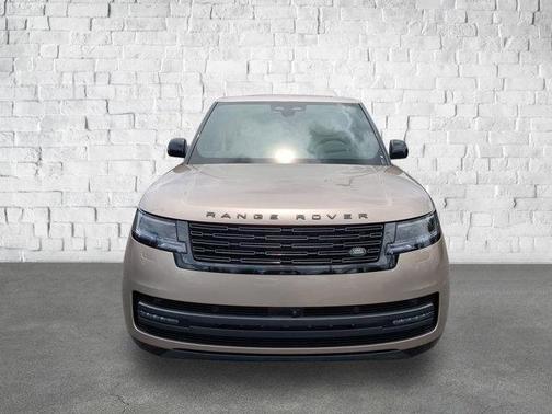 2025 Land Rover Range Rover P530 SE 7 Seat