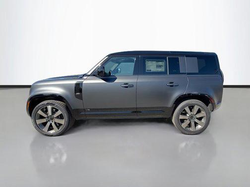 2026 Land Rover Defender 110 V8