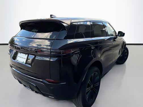 2026 Land Rover Range Rover Evoque Dynamic SE