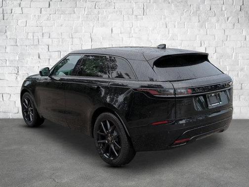2026 Land Rover Range Rover Velar P250 SE R-Dynamic