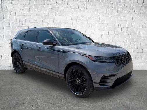 2026 Land Rover Range Rover Velar P250 SE R-Dynamic
