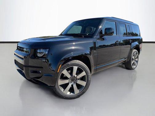 2026 Land Rover Defender V8