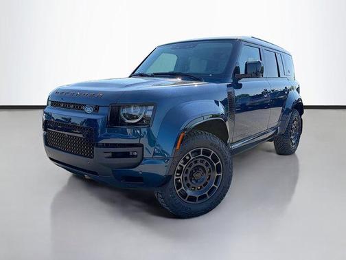 2026 Land Rover Defender P635 OCTA