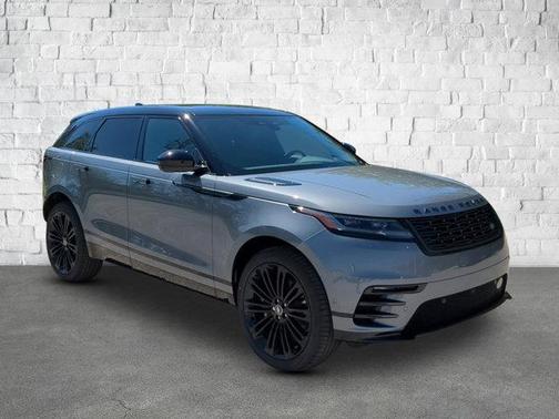 2026 Land Rover Range Rover Velar Dynamic SE