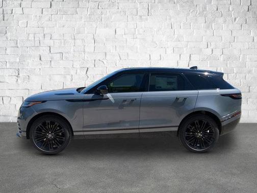2026 Land Rover Range Rover Velar Dynamic SE