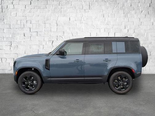 2025 Land Rover Defender 110 P300