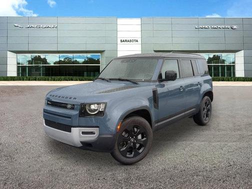 2025 Land Rover Defender 110 P300