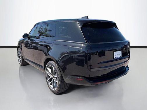 2026 Land Rover Range Rover P400 SE