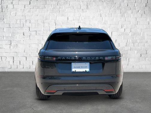 2026 Land Rover Range Rover Velar P250 SE R-Dynamic