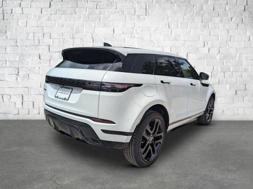 2026 Land Rover Range Rover Evoque Dynamic SE