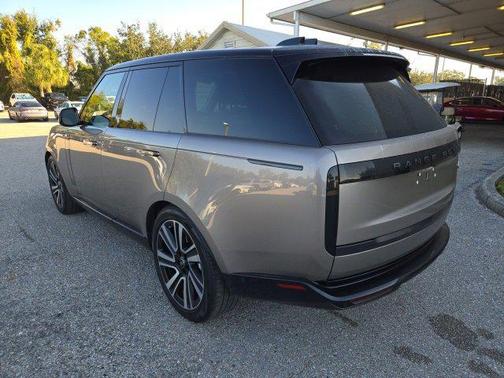 2023 Land Rover Range Rover P530 SE