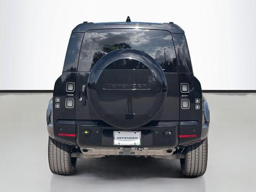 Santorini Black 2026 Land Rover Defender P400 X-Dynamic SE