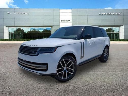 2025 Land Rover Range Rover P550e SE