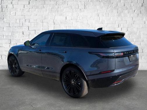2026 Land Rover Range Rover Velar P250 SE R-Dynamic