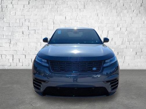 2026 Land Rover Range Rover Velar P250 SE R-Dynamic