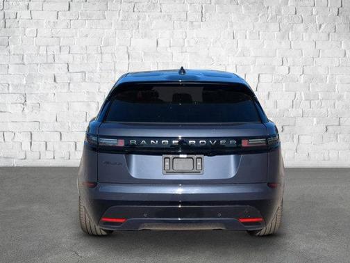 2026 Land Rover Range Rover Velar P250 SE R-Dynamic