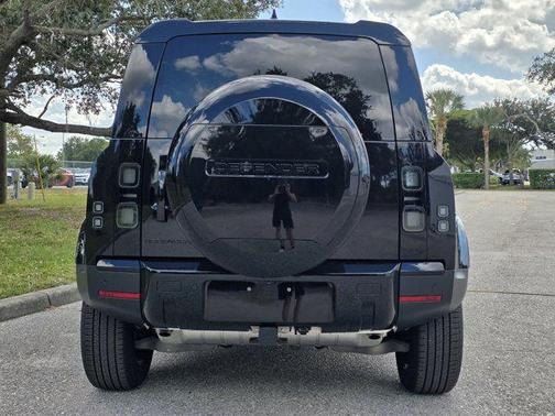 2026 Land Rover Defender S