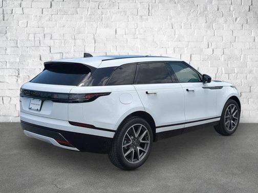 2026 Land Rover Range Rover Velar P400 Dynamic SE