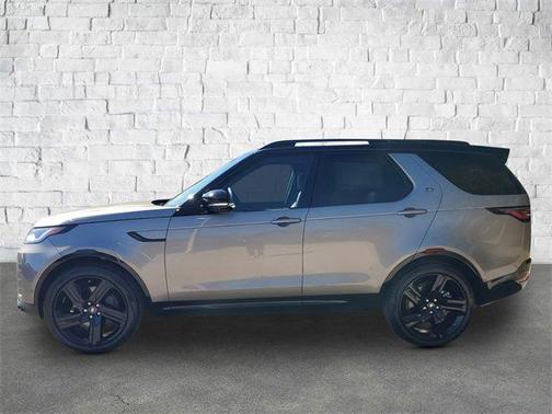 2025 Land Rover Discovery P360 Dynamic SE