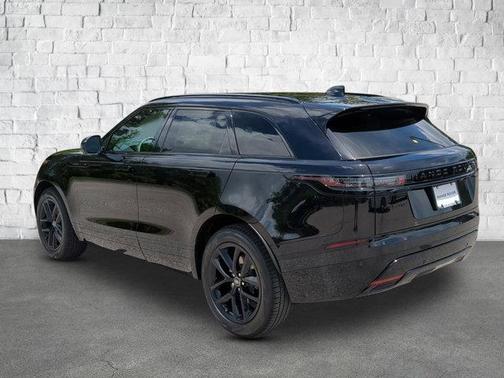 2026 Land Rover Range Rover Velar P250 SE R-Dynamic
