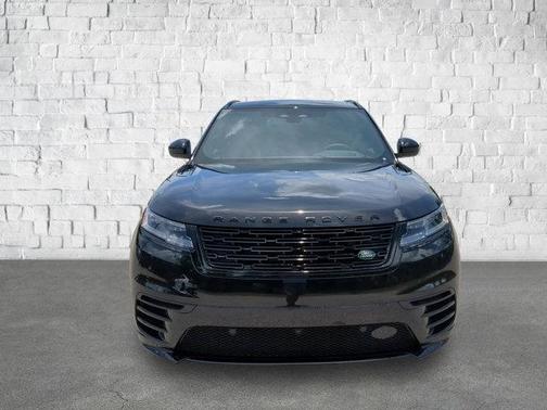 2026 Land Rover Range Rover Velar P250 SE R-Dynamic