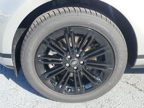 2025 Land Rover Range Rover Evoque Core S