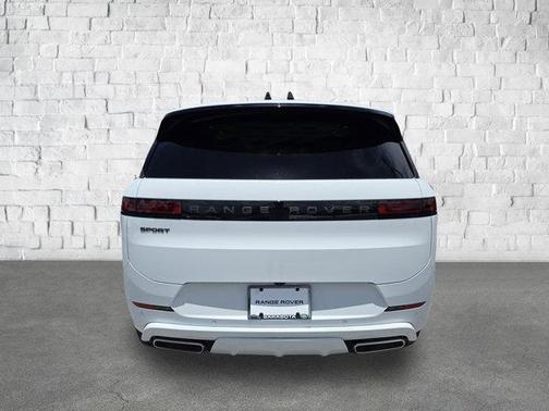 2025 Land Rover Range Rover Sport SE