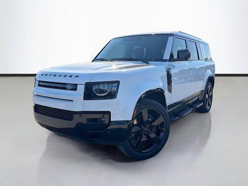 Fuji White 2026 Land Rover Defender X-Dynamic SE