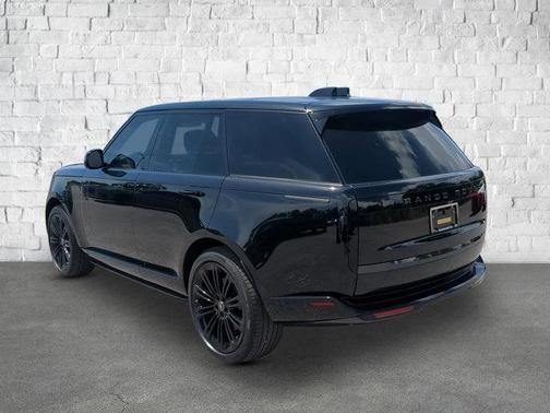 2025 Land Rover Range Rover P530 Autobiography