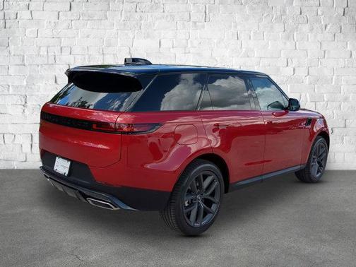 2025 Land Rover Range Rover Sport SE