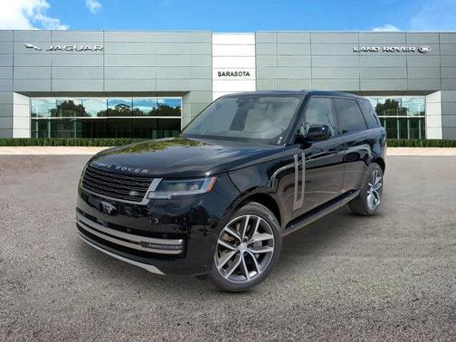 2025 Land Rover Range Rover P550e SE