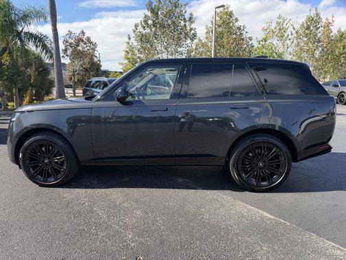 2025 Land Rover Range Rover P530 SE