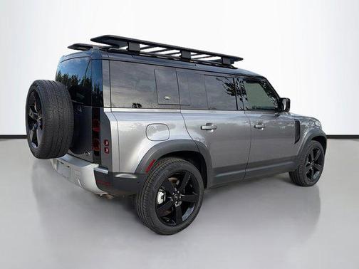 2022 Land Rover Defender 110 S