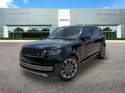 2025 Land Rover Range Rover P400 SE 7 Seat