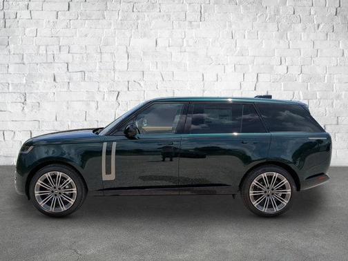 2025 Land Rover Range Rover P400 SE 7 Seat
