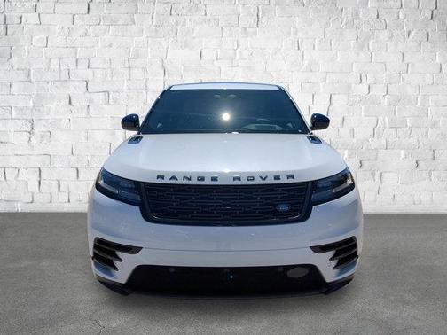 2026 Land Rover Range Rover Velar P250 SE R-Dynamic