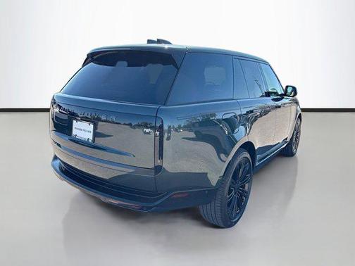 2026 Land Rover Range Rover P400 SE